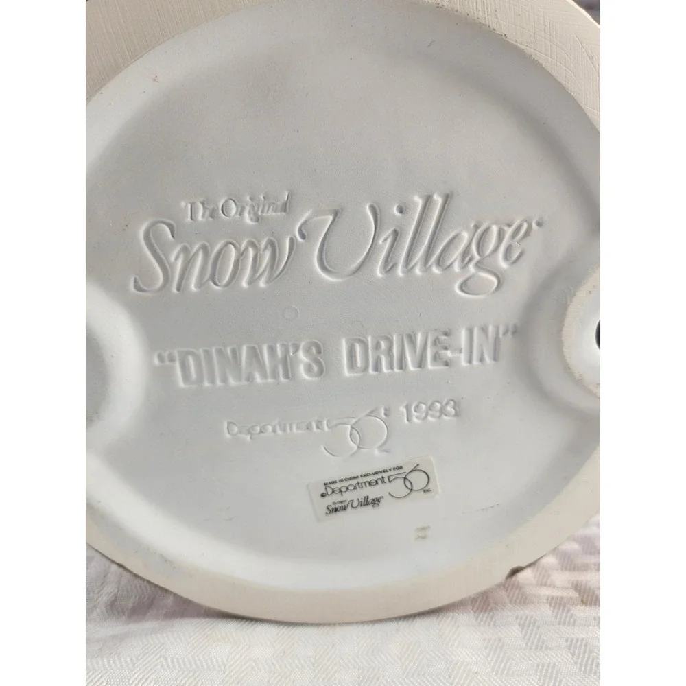 Department 56 The Original Snow Village Dinah's Drive-In No. 54470